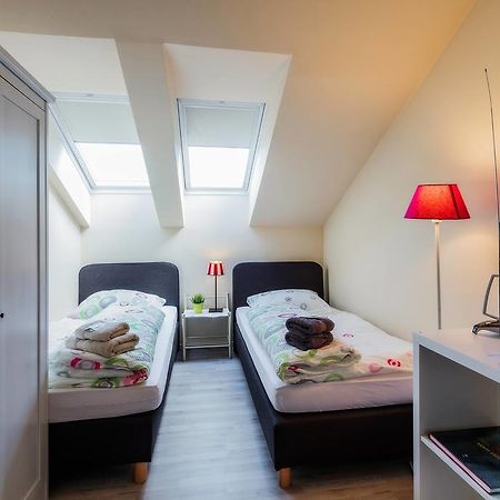 Heinsens Ellerbek Bed and Breakfast Buitenkant foto