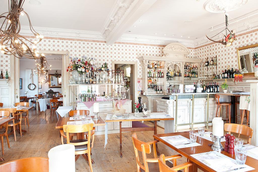 Heinsens Ellerbek Bed and Breakfast Buitenkant foto