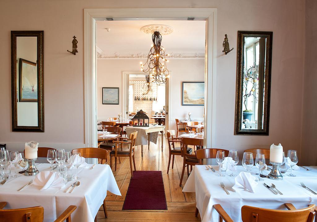 Heinsens Ellerbek Bed and Breakfast Buitenkant foto