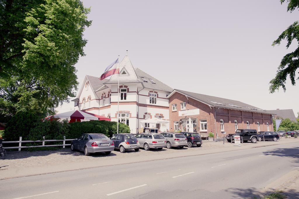 Heinsens Ellerbek Bed and Breakfast Buitenkant foto