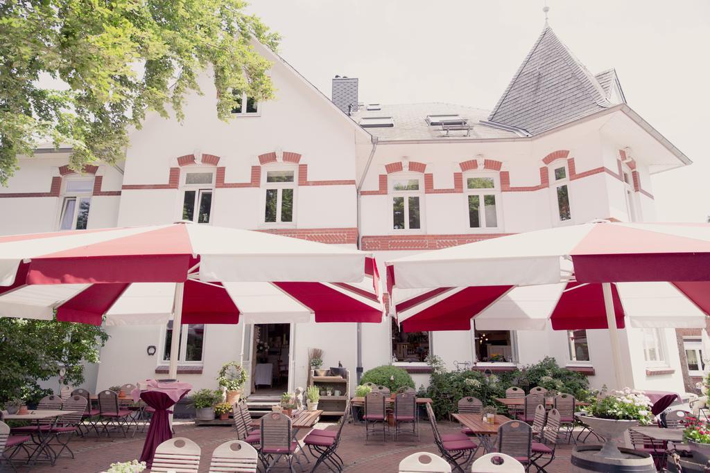 Heinsens Ellerbek Bed and Breakfast Buitenkant foto