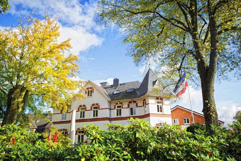 Heinsens Ellerbek Bed and Breakfast Buitenkant foto